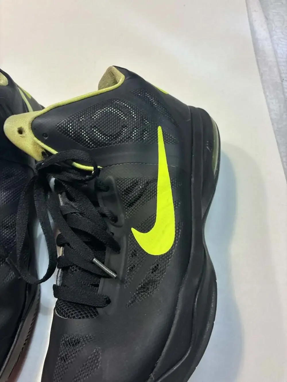 Nike Air Max Hyper Aggressor Men's Basketball Shoes